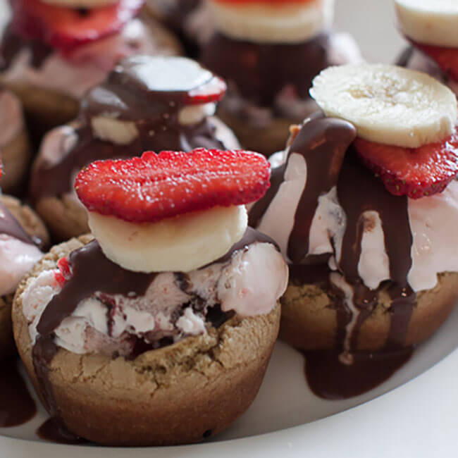 Banana Split Ice Cream Cookie Cup
